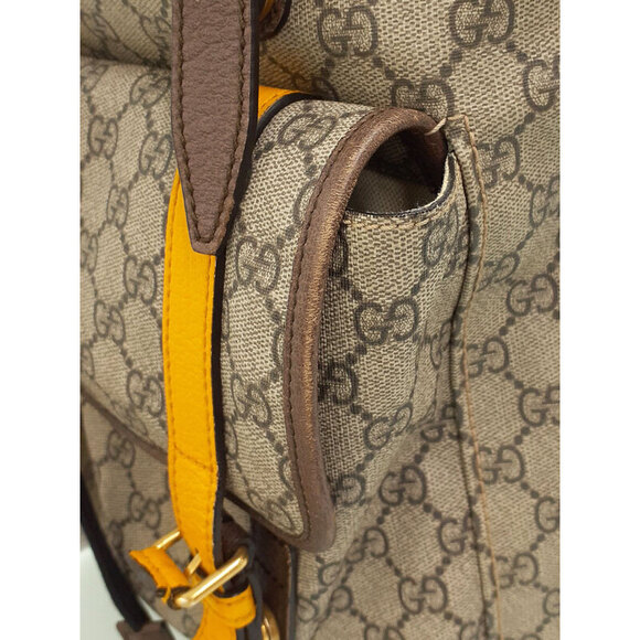 Gucci Courier GG Supreme Backpack - Picture 5 of 9